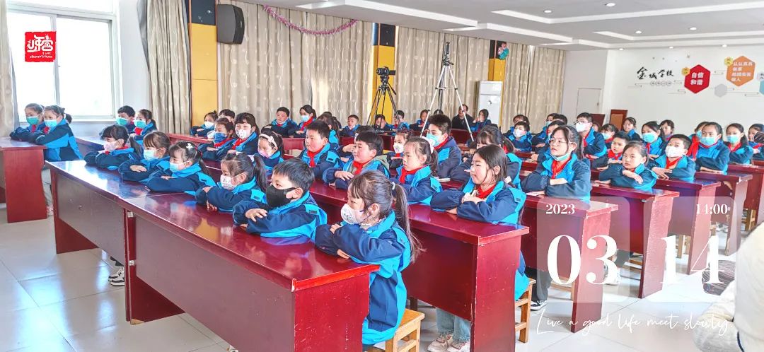 15d1e9f258b34424bbcf27a1d8397e99.jpg 15d1e9f258b34424bbcf27a1d8397e99.jpg