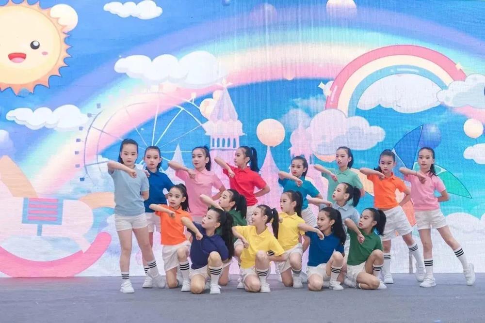 d4397694c9b9408798a6e2775d528bf3.jpg d4397694c9b9408798a6e2775d528bf3.jpg