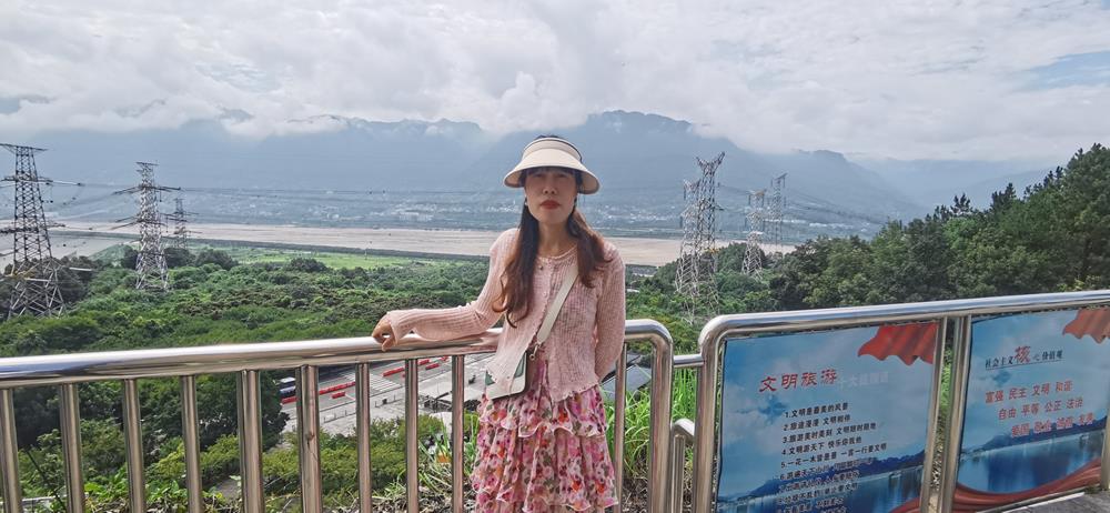 a081cb276fb94c3a8a250e73e277ca4b.jpg