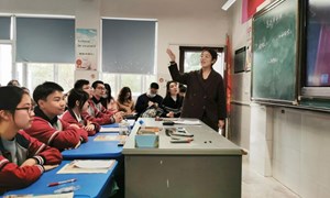 甘璐（港区初级中学）—语文：《走近辛弃疾》