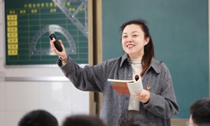 赵妍（张家港市第一中学）-语文：《背影》　　　