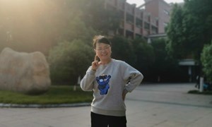 刘慧（开放大学）-UG：《基准平面在绘制实体中的应用》
