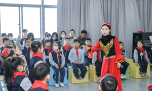 陈心文（妙桥小学）——音乐:《亚克西巴郎》