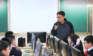 俞静华（中兴小学）——信息技术：《设计统计表》