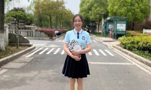 胡冬香（兆丰幼儿园）——中班户外沙水：《秋日暨阳湖》