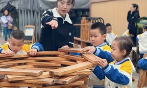 姜丽丽（沙洲幼儿园）——大班户外建构：《我们的城市》