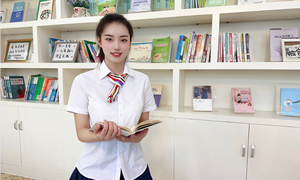 叶倩含（梁丰幼儿园）——大班语言：《秋天的礼物》