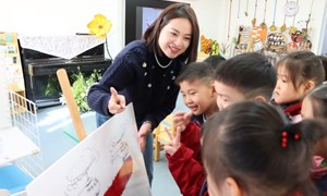 冯佳（东莱幼儿园）——大班语言：《大大的大大的大红薯》