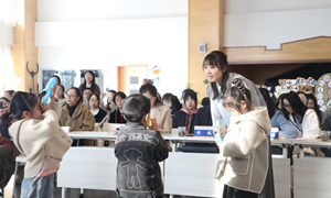 苏舒（张家港市暨阳幼儿园）—音乐：《好玩的管子》