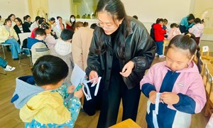 徐念（机关幼儿园）—大班科学：《纸圈的秘密》