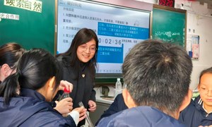 杨莉（张家港市第二中学）——化学：《自然界中的碳循环》
