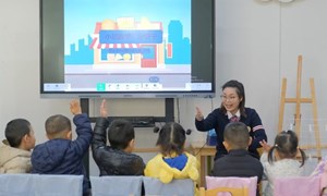 王伟 （花园浜幼儿园）—小班数学：《分饼干》