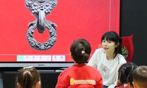 殷至琼（花园浜幼儿园）—中班美术：《一家·一国　铺首衔环》