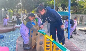 朱洺言（张家港市沙洲幼儿园）—大班户外沙水：《有趣的沙水乐园》