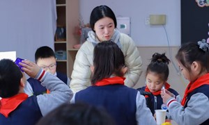 王微（常阴沙学校）—美术：《光影的游戏》