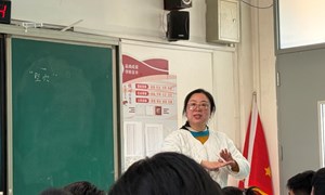 张亚男（塘桥高级中学）—化学：《基于“宏微结合”认知模型探析结构中的“空穴” 》