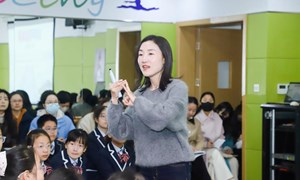 孙晓红（中兴小学）——音乐：《火车向着韶山跑》