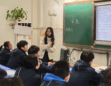 包昕仪（第三中学）—语文：以评价促进阶——瞄准靶心审清题，辩证思考立好意