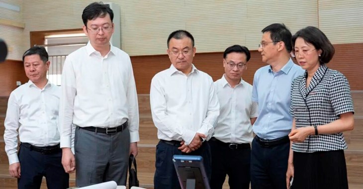 张家港市领导调研高考备考工作